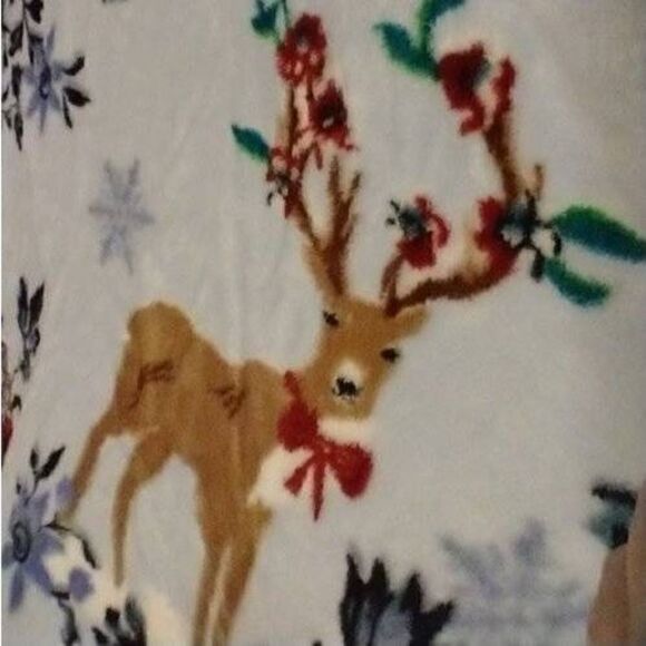 Vera Bradley Merry Mischief Travel Blanket - Picture 2 of 3